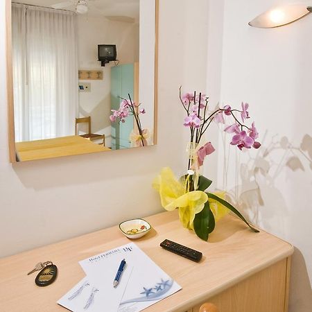 Hotel Ferrara カットーリカ エクステリア 写真